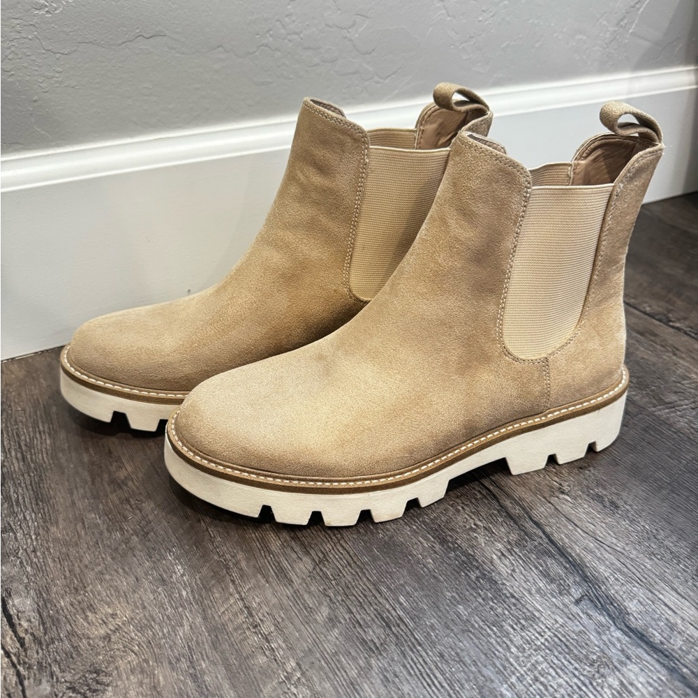 Tan Chinese Laundry Piper Boots, Size 8